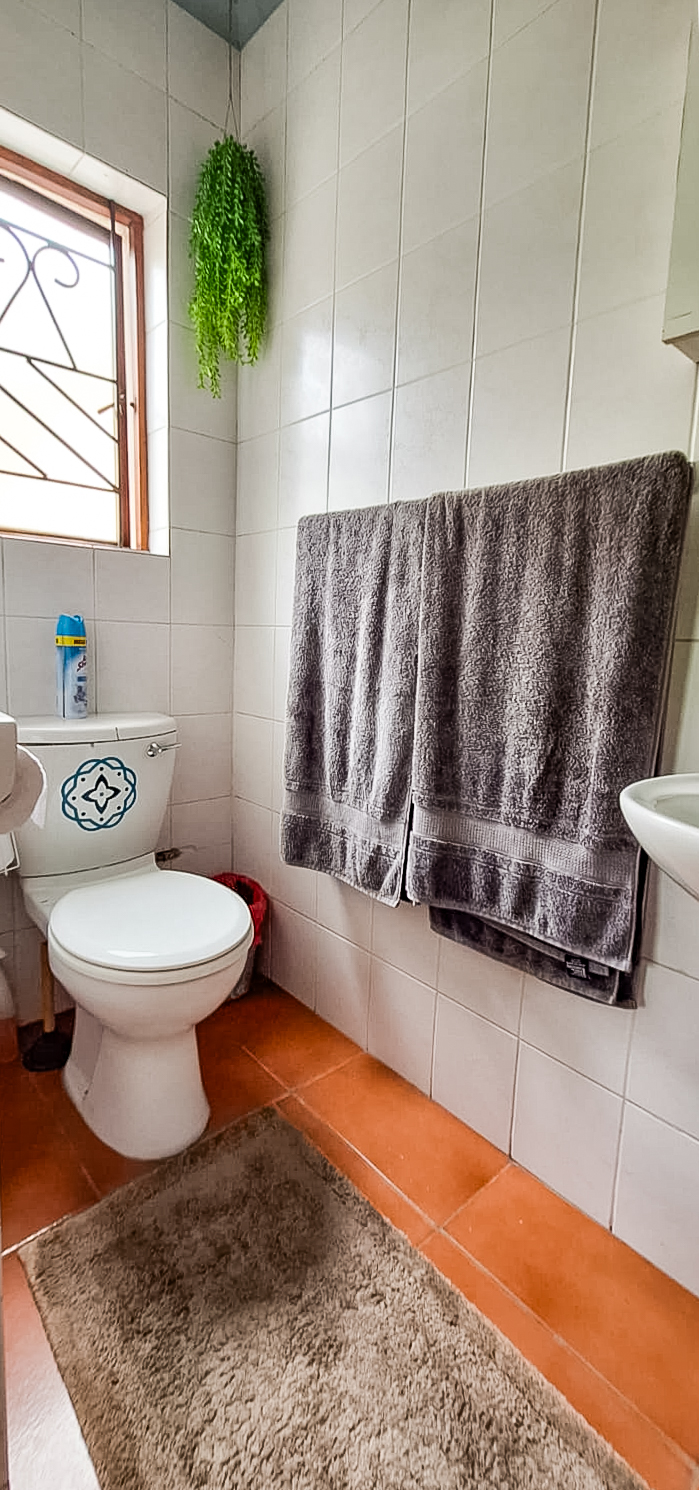 3 Bedroom Property for Sale in The Crest Western Cape